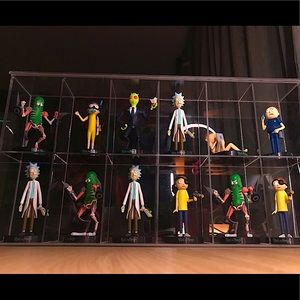 Rick and morty collectible figures. 12 total